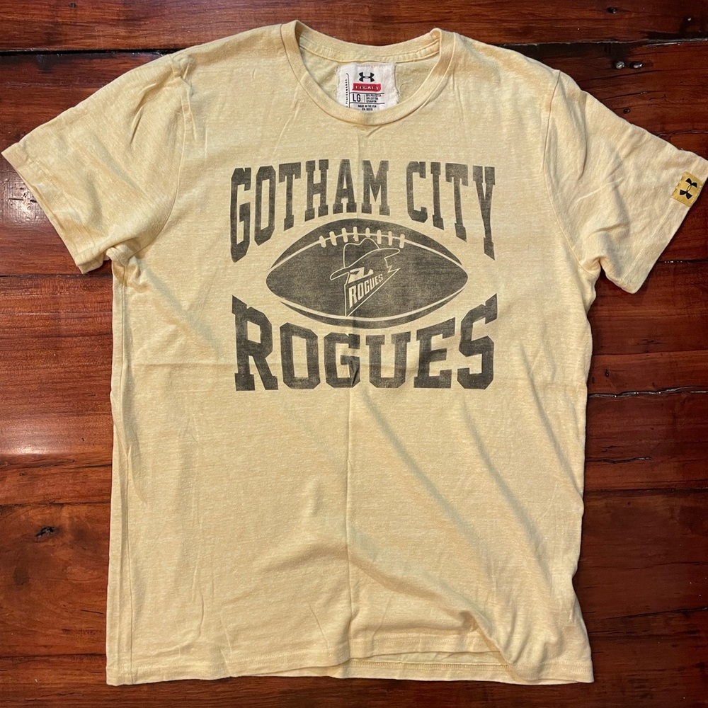 Under Armour x DC Comics T shirt